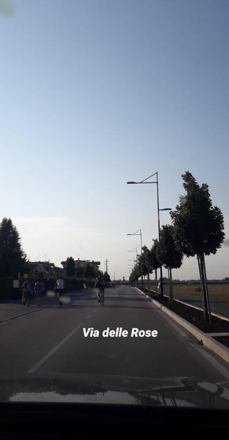 Delle Rose apartment Eraclea Mare Buitenkant foto