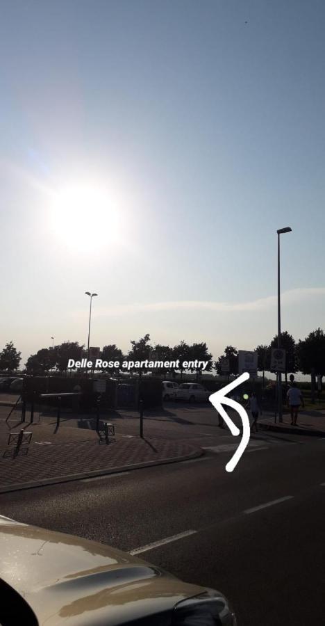 Delle Rose apartment Eraclea Mare Buitenkant foto